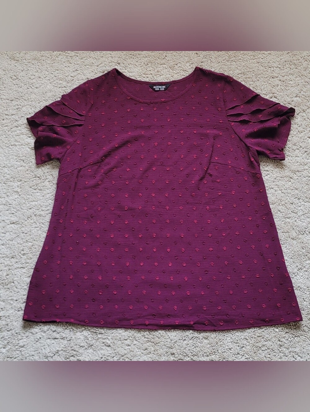 Bloomchic Plum Top Ruffle Short Sleeves Size 14-16, Wine Coloe, Textured Dots